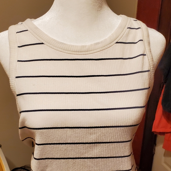 Stripped Tank top - Picture 1 of 4